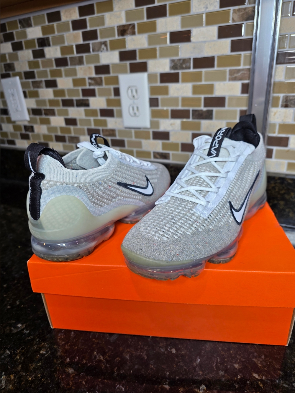 Nike VaporMax ♤ DH4084 ♤ Mens Size 7.5